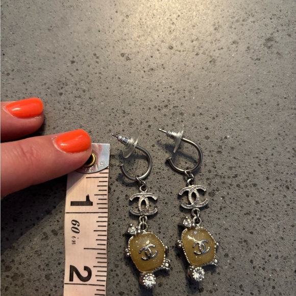 Chanel Turtle Crystal Pierced Earrings SHW 10A silver toned - Picture 5 of 5